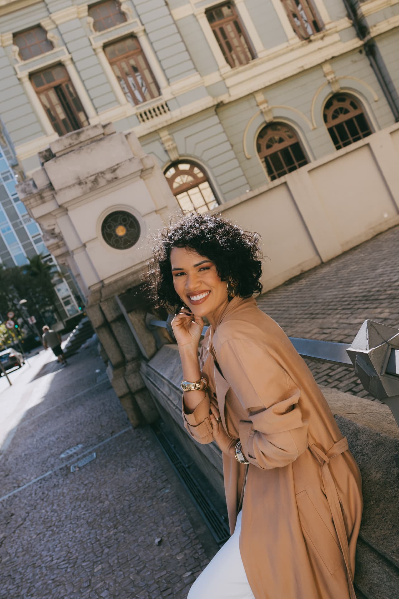 Petrine — Look urbano elegante e sofisticado